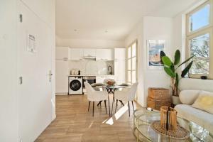 Modern Apartment - 1BD 4P - Center of St Tropez