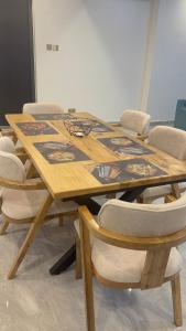 High EndEn-suite 4BR Apartment