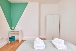 Elegant 3-Bed flat in Bayswater!