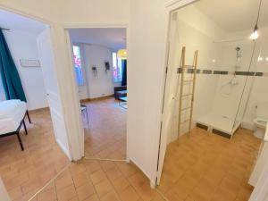 Appartements Grand T3 a 20 metres du port : photos des chambres