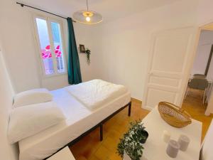 Appartements Grand T3 a 20 metres du port : Appartement 2 Chambres