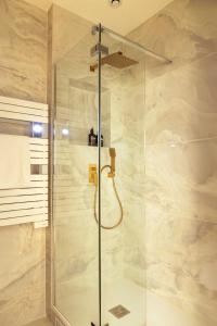 Elegant apartment - 2BR- 6P- Gare Saint Lazare