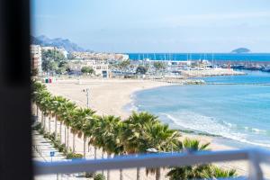 Apartamento en 1a Línea de playa Beachfront apartment