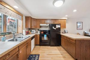 Sagamore 46G - Adirondack Retreat forSeasons