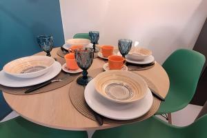 AP103 - Apartamento com AC no centro