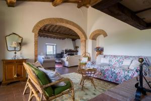 La Palazzina, Ville Di Corsano, Home And Pool