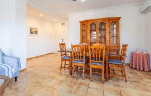 Nice Apartment In Santa Pola With Wifi