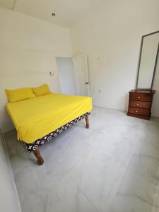 4 Bed-4 EnSuite-Sleeps 12-AirCon-5 Min To Beach