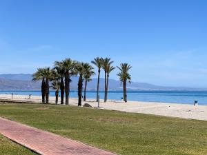 Roquetas Coastal Escape