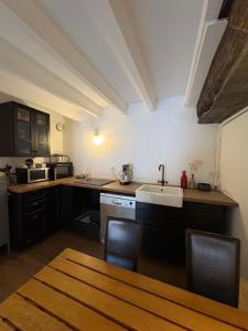 Appartements Le Dix, emplacement exceptionnel, parking inclus : photos des chambres