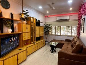 Apartment in Lokhandwala #014