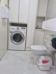 Quarto de casal ensolarado