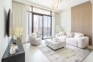 Frank Porter - Creek Crescent Tower 1