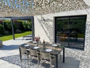 Maisons de vacances Villa La Gree - 10 min a pied de la plage : photos des chambres