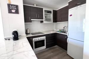 Bright and quiet apartment with a pool