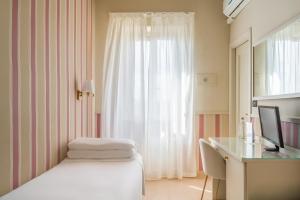 Single Room room in Parker Hotel