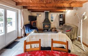 Maisons de vacances 2 Bedroom Cozy Home In Plouha : photos des chambres