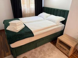 Cozy Unirii Apartment near Old Town