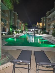 CONDOMÍNIO ENCANTADOR a 100 m PRAIA INGLESES NORTE