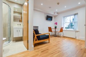 Westbourne Crescent Serviced Apartments