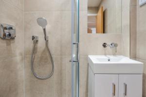 Westbourne Crescent Serviced Apartments