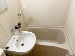 Ikebukuro Center#sunny#池袋中心地带#阳光公寓#车站步行5分#高速无限制网路#新装修高级公寓#入口自动防盗上锁门#东建702