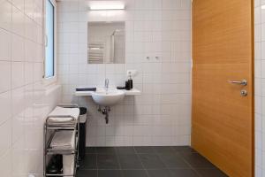 Superior One-Bedroom Apartment