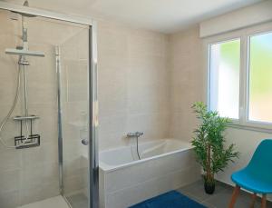 Maisons de vacances La Maison des Ecumes : photos des chambres