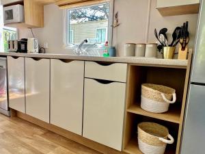 3 Bedroom Caravan with Decking at Newquay Bay Resort