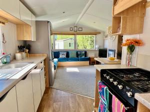3 Bedroom Caravan with Decking at Newquay Bay Resort