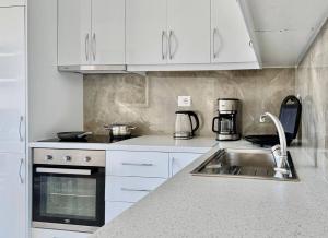 White Residence - Malgorzata