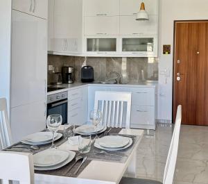 White Residence - Malgorzata