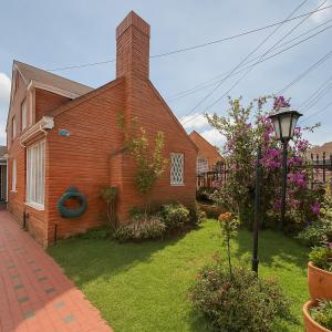 Jacuzzi Portobello Retreat, Trendy Artist House