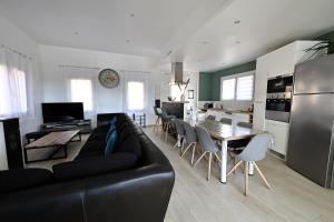 Villas L'alivi, Villa Prestige Avec Vue Panoramique : photos des chambres