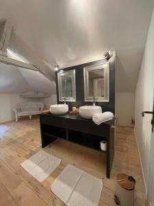 Lodges Chateau la Gineste - Castle and Vineyard : photos des chambres