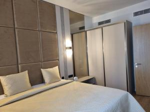 BOKA PLACE One Bedroom Apartment NEW