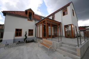 Gizella Hotel and Restaurant