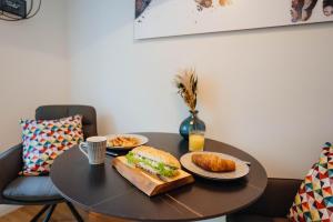 Stylish 2 room app in trendy district of Hamburg