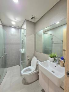 2 Bedrooms Apartment Homestay Dragon Castle Bãi Cháy