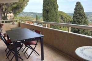 Appartements Nice 4 bedroom apartment with sea view - air conditioning - pool : photos des chambres