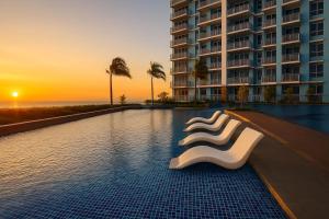 Ultra Luxury 6BR near Solaire, Okada, & Airport