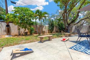 The Modern Palms few mins from Downtown Tampa Ybor city