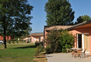Complexes hoteliers Domaine d'Agrippa Valence : Appartement 2 Chambres