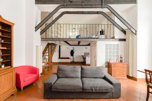 Trevi Fountain - Modern Suite in 17th-century Palazzo