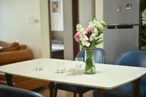 Le Jardin Homestay - 2BR Apt with stunning sea view