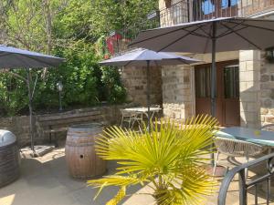 Hotels Aux Vieux Arceaux : photos des chambres