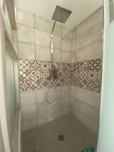 Appartements Maison sous le noyer : photos des chambres