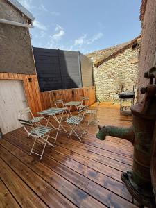 Appartements Au Petit Langres Logement Centre-Ville : photos des chambres