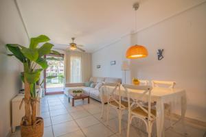 Mediterranea 11 Vera Playa Jardines tus momentos frente al mar