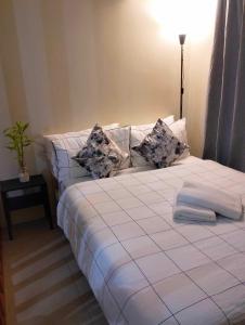 Studio Near Mall & Airport!